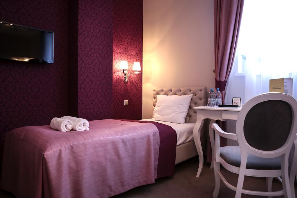 Hotel Madelaine Lwowek Slaski Værelse billede