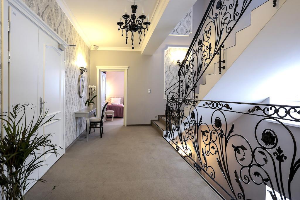 Hotel Madelaine Lwowek Slaski Eksteriør billede