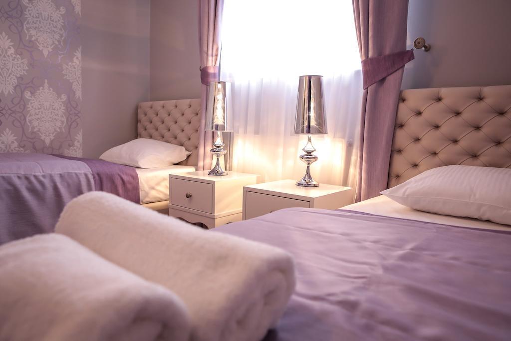 Hotel Madelaine Lwowek Slaski Værelse billede