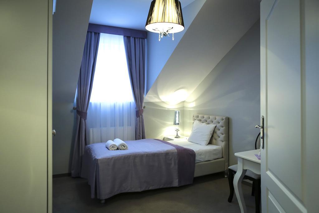 Hotel Madelaine Lwowek Slaski Værelse billede